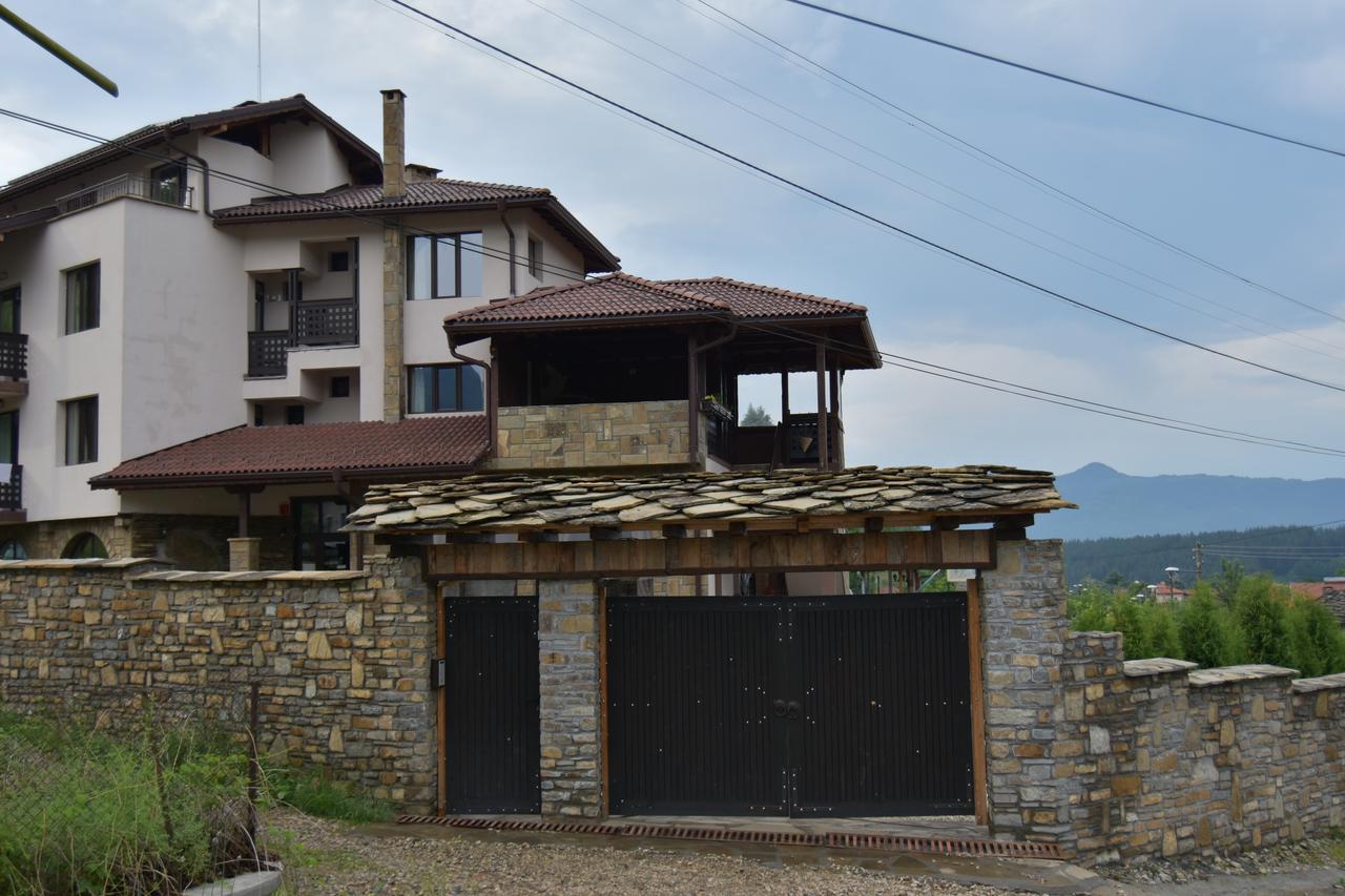 Family Hotel Balkana Apriltsi  Esterno foto