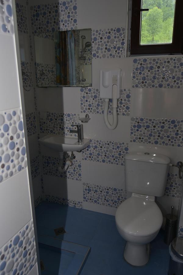 Family Hotel Balkana Apriltsi  Esterno foto